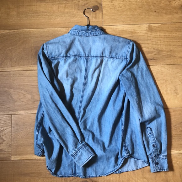 Denim collared long sleeve - Picture 3 of 3